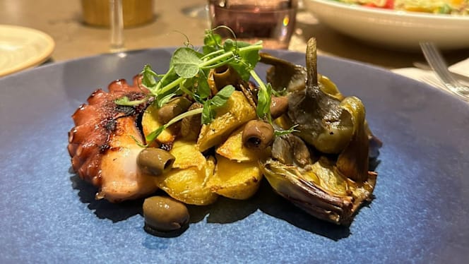 Roses Pizza & More - 4