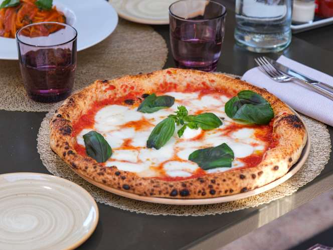 Roses Pizza & More - Milano - 8