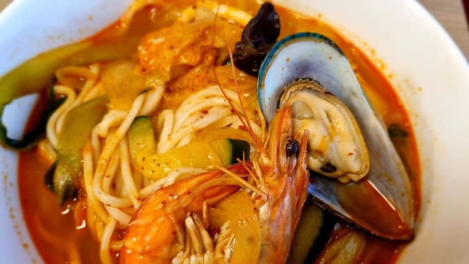 Hyang-Ly - Paris - 8