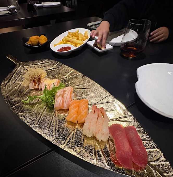 Mofi Restaurant - 3