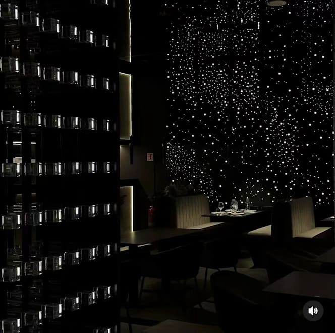 Mofi Restaurant - 9
