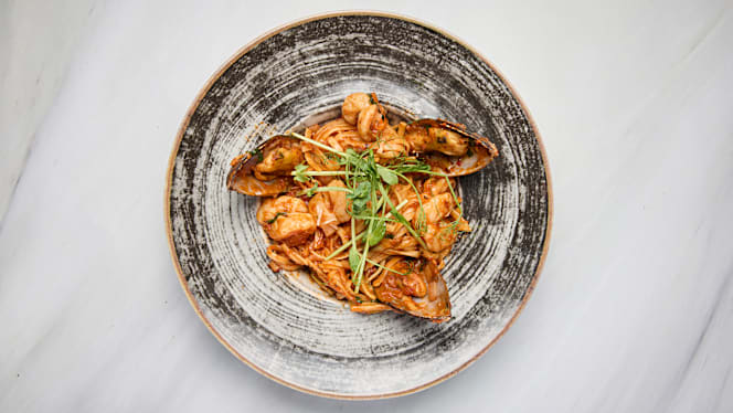 Haga Bar & Bistro - 7