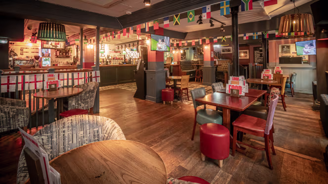 Tank & Paddle York - 4