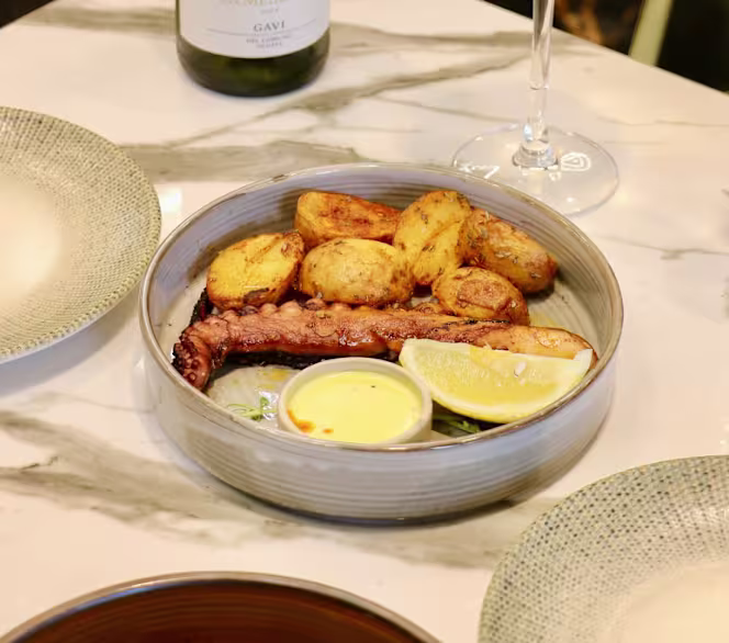 Damak Lounge & Grill - 4