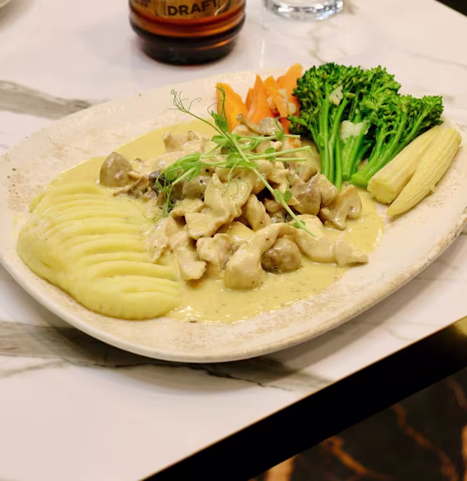 Damak Lounge & Grill - 5