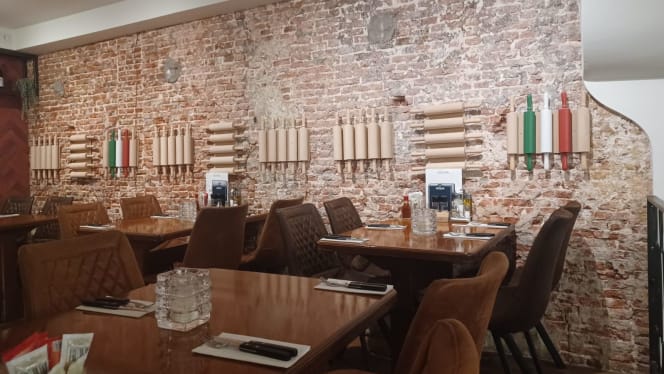 La Madonna - Amsterdam - 1