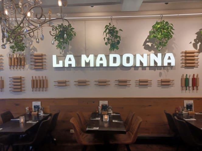La Madonna - Amsterdam - 3
