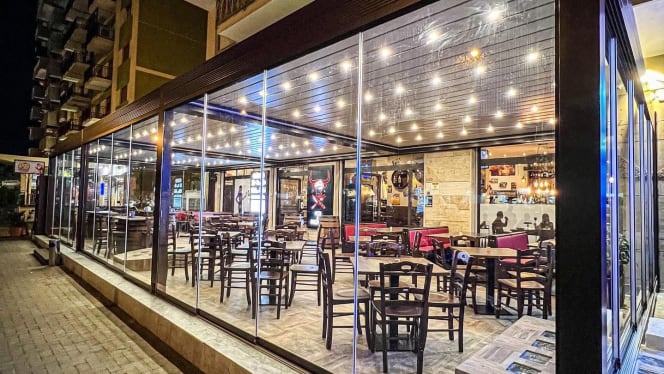 WHISKY & TABACCO Pizza & Steakhouse - Palermo - 0