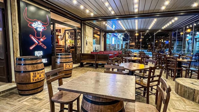 WHISKY & TABACCO Pizza & Steakhouse - Palermo - 9
