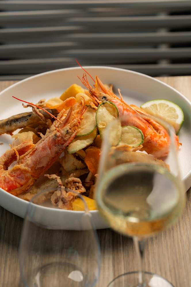 Vittoria Lounge Restaurant - 4