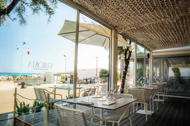 Vittoria Lounge Restaurant - 6