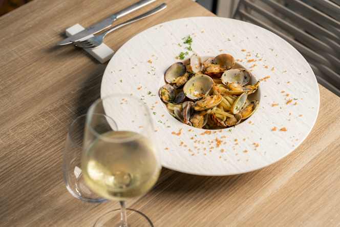 Vittoria Lounge Restaurant - 7
