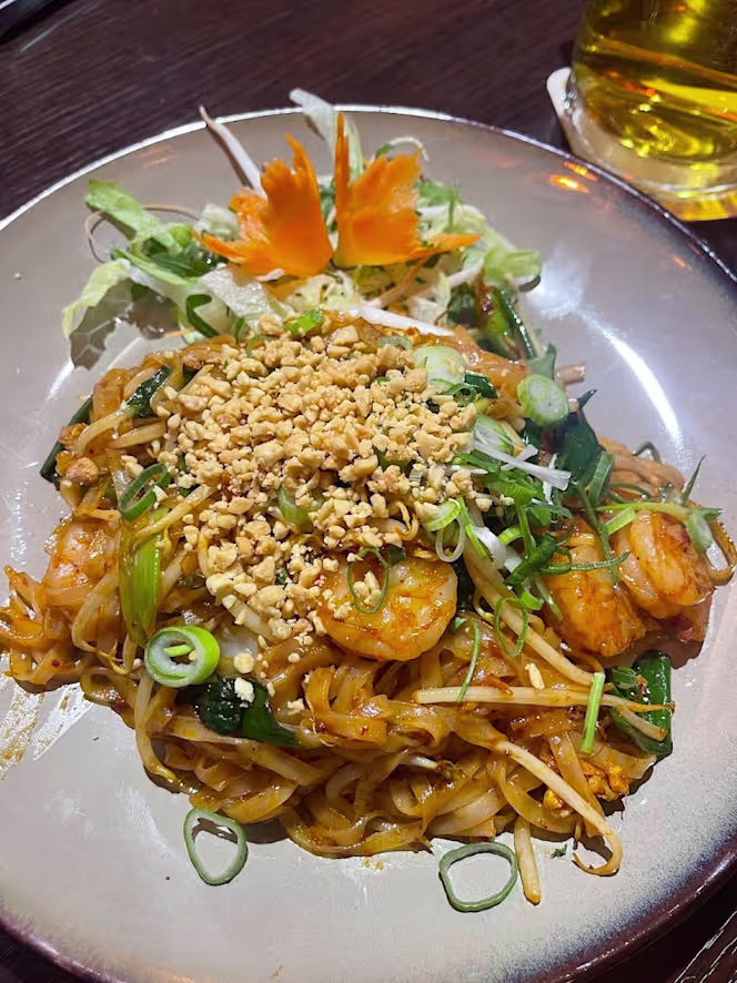 Lang Van Restaurant - 2