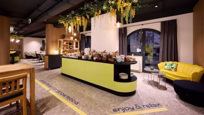 happYellow Restaurant - Saalbach - 9