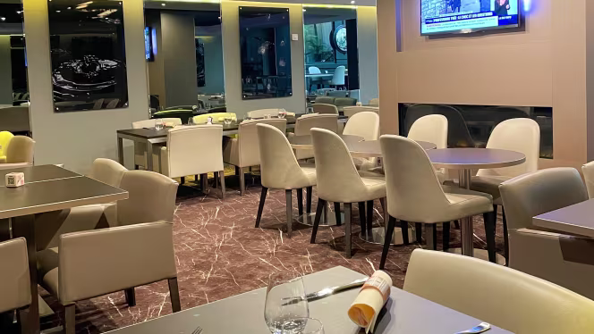 Bistro Millésime - Hôtel Mercure Paris Porte de Versailles Expo - 5