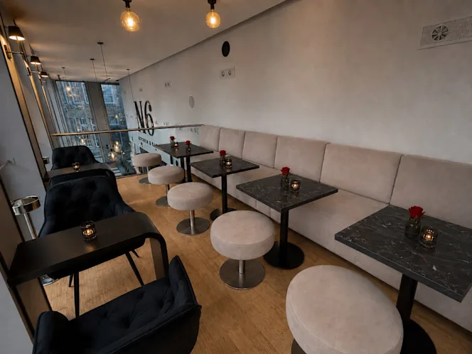 N6 - Kitchen & Bar - 0