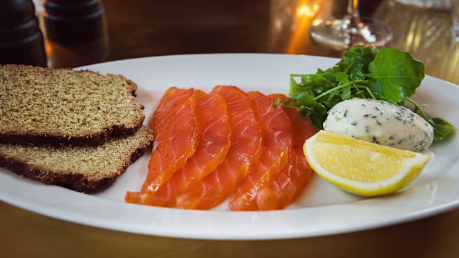 Hawksmoor Guildhall - 4