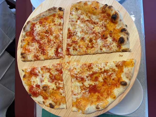 Pizzeria Molto Gusto - 5