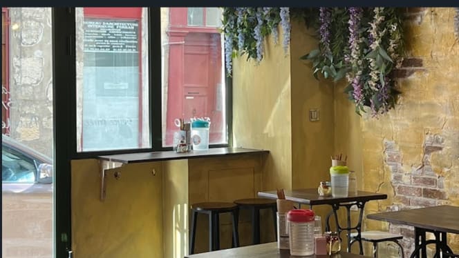 Ha Noi 1988 Sao Vang - Paris - 1