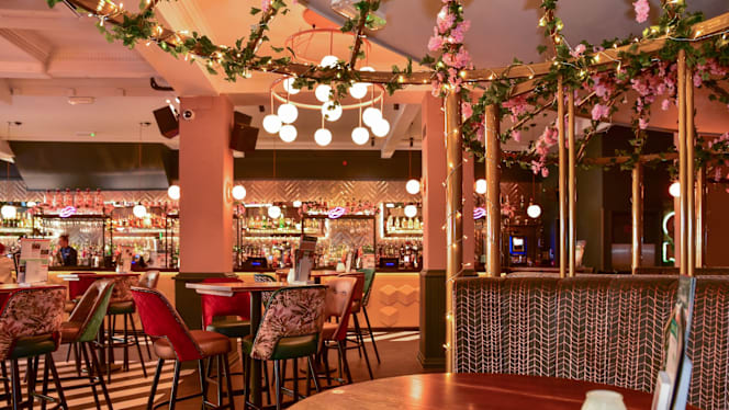 Slug & Lettuce, Preston - 8