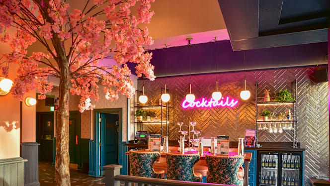 Slug & Lettuce, Preston - 9