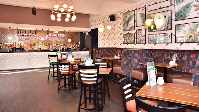 Slug & Lettuce, Preston - 2