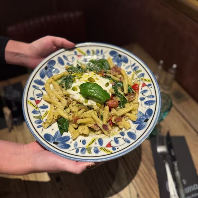 Queen Mamma Peltre - 2