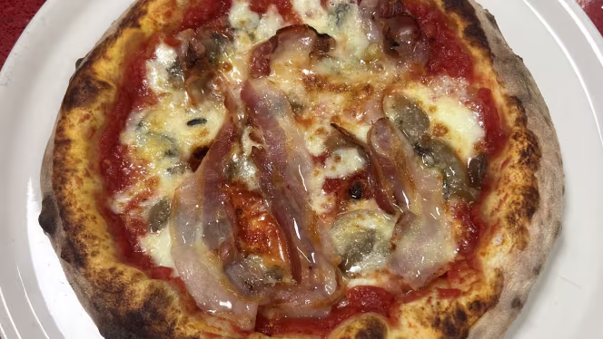 Sisters Pizza & Coffee - 2