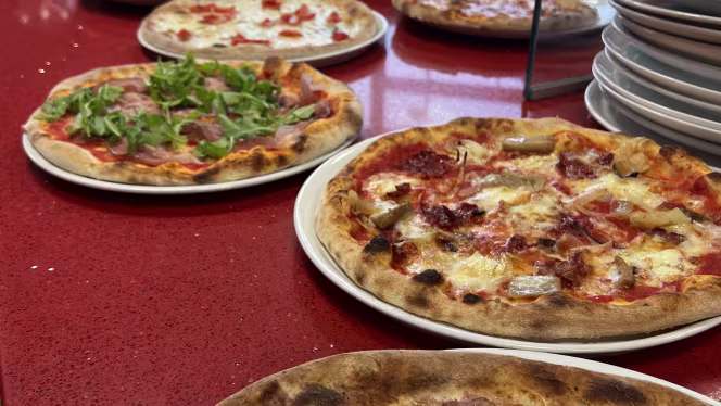 Sisters Pizza & Coffee - 5