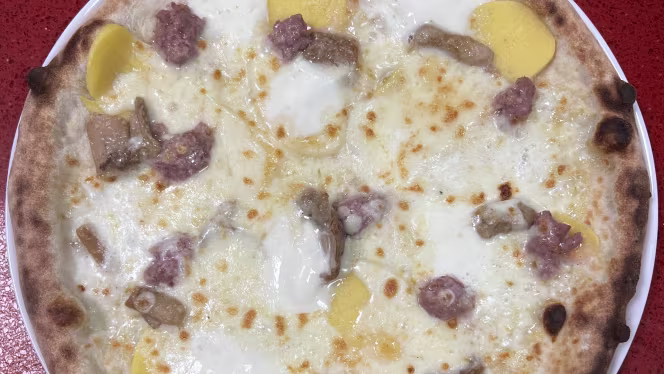 Sisters Pizza & Coffee - 4