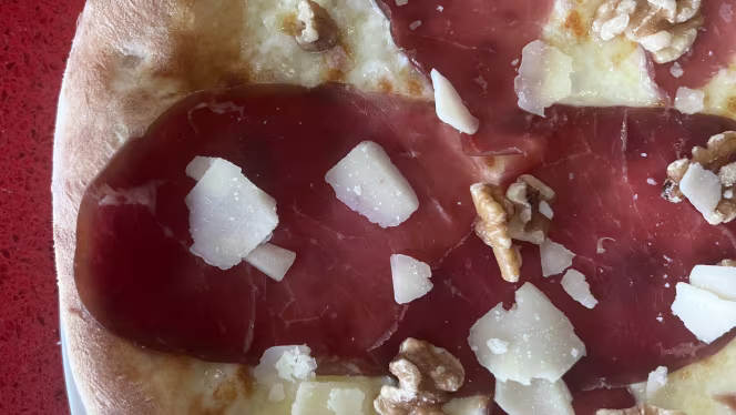 Sisters Pizza & Coffee - 6