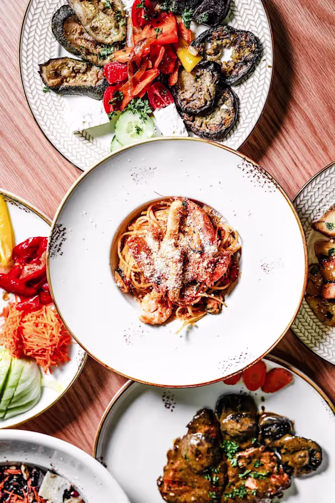 Strange Restaurant - 2