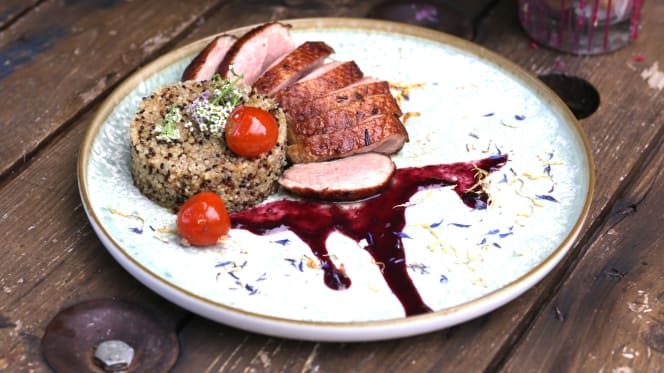 Magnolia Contemporary Bar & Restaurant - 6