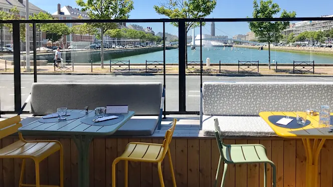 Happy Dock - Brasserie Maison - 0