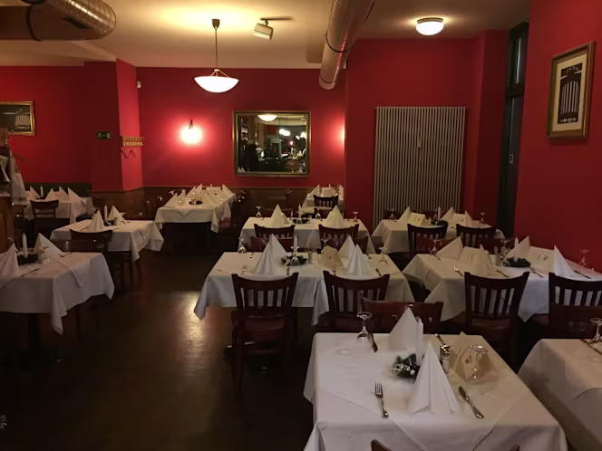 Lichtburg Restaurant - 5