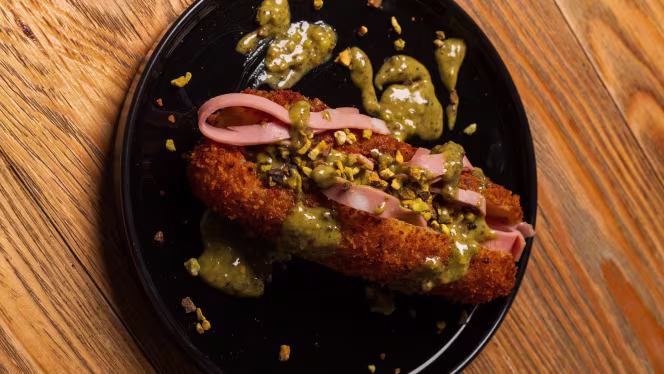 Pizzeria Everest - 8