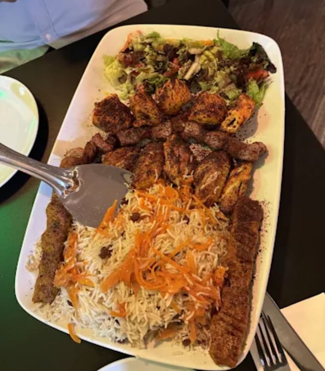Pak Afghan & Woking Shawarma Restaurant - 3