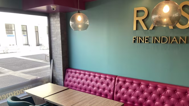 Rasoi Indian Restaurant - 5