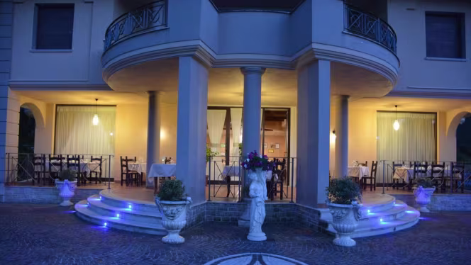 Villa Ischia Restaurant - 0