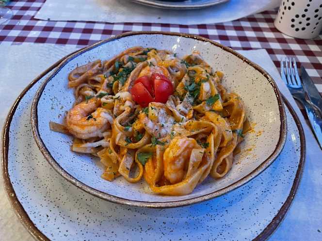 Bella Firenze - Restaurante Pizzaria Italiana - 2