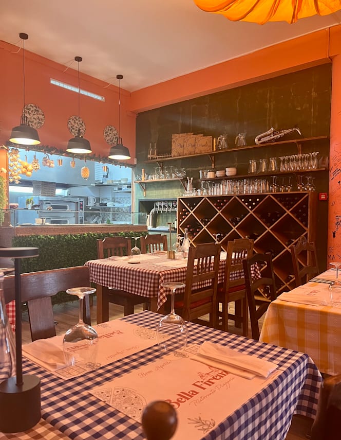 Bella Firenze - Restaurante Pizzaria Italiana - 8
