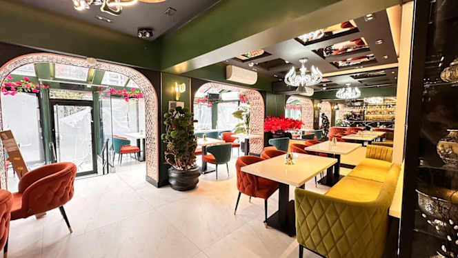 Liva Restaurant - 4