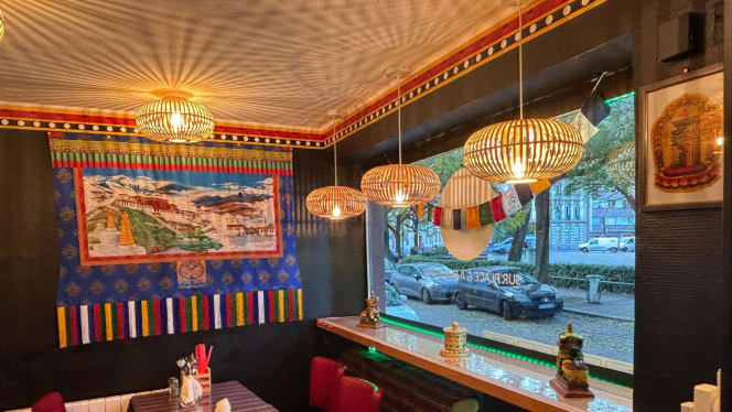 Tibetan Peace Restaurant - 4