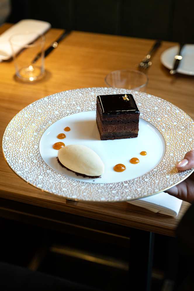 1328 Restaurant & Bar - 5