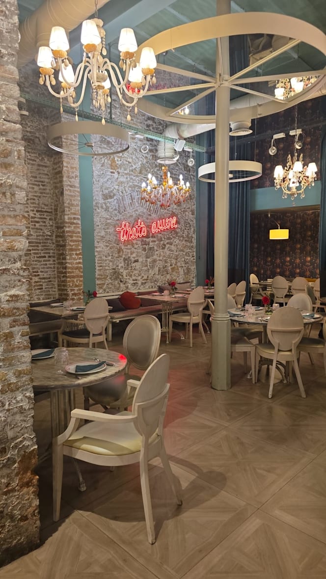 Restaurante Caspian - 7