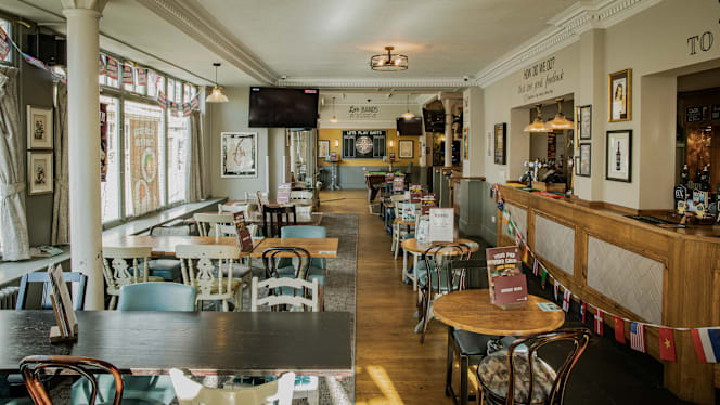 Station Colwyn Bay - 1