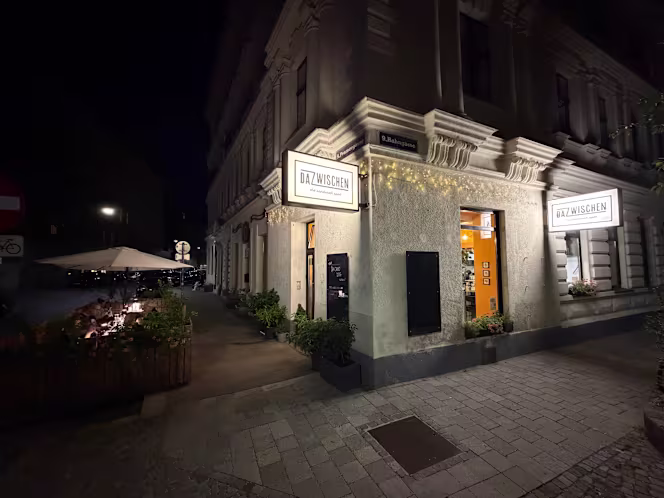 Dazwischen - The Sandwich Spot - 1