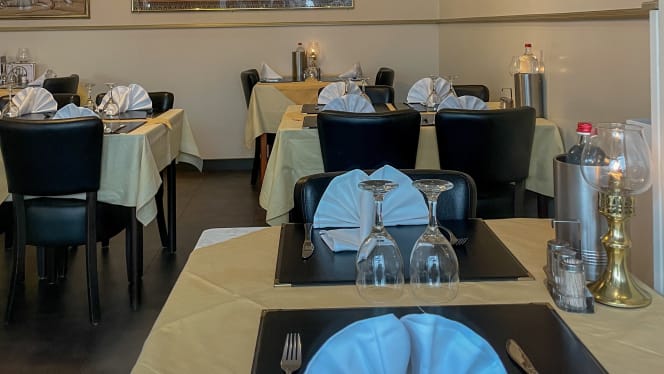 Restaurant New Delhi - 5