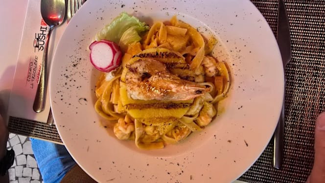 La Tricolore Pizzeria / Grill House - 7