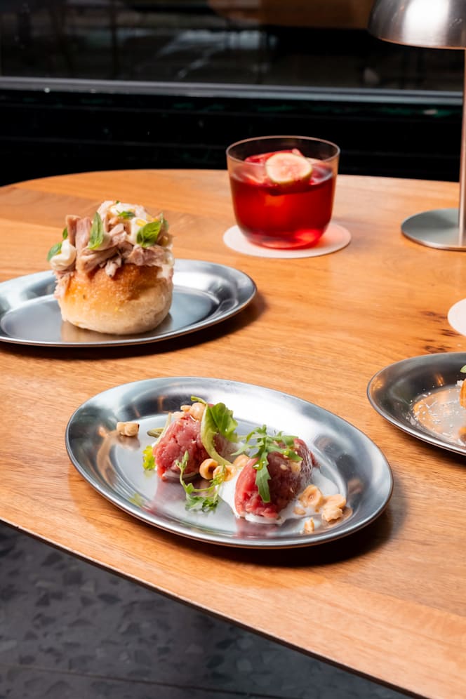 Tusa Isola Cocktail Bar - 7